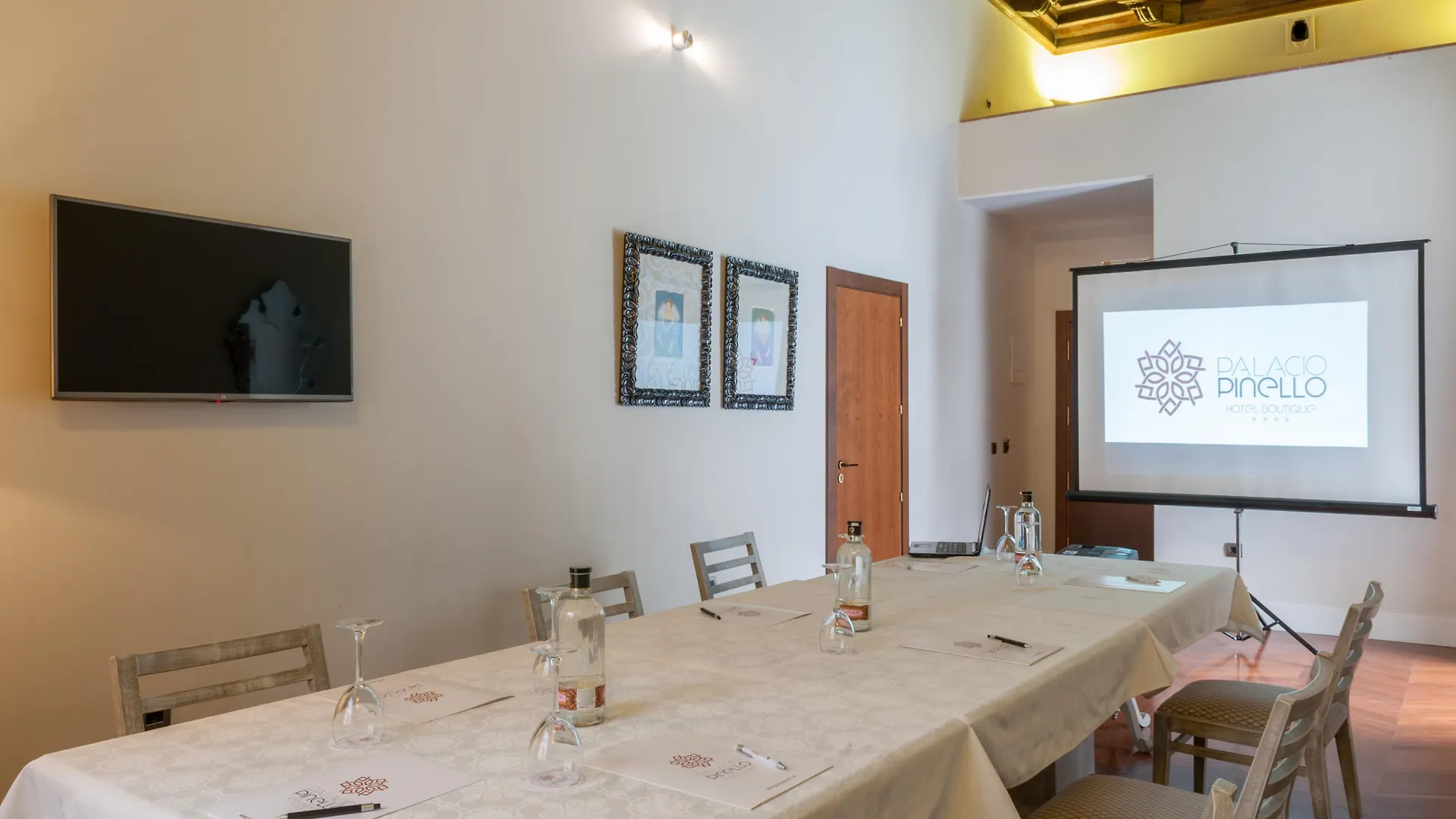 Hotel Palacio Pinello (Adults Only) Seville